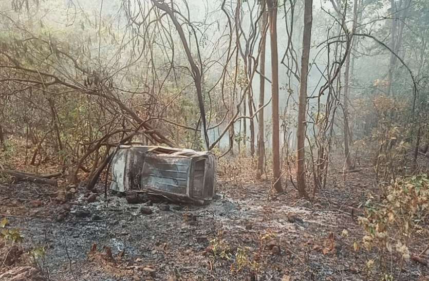 You are currently viewing ओड़िसा में माओवादियों ने पोलिंग पार्टी पर किया हमला, महिला चुनाव अधिकारी को मारी गोली