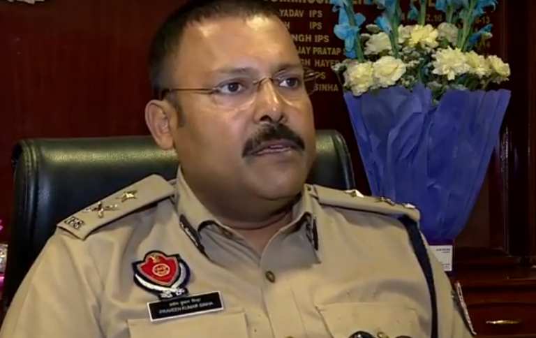 You are currently viewing आखिरकार फादर एंथनी के 6.5 करोड़ का गबन करने वाले 2 पुलिस मुलाज़िमों को किया सस्पेंड, DGP ने दिए आदेश केस दर्ज करने के आदेश