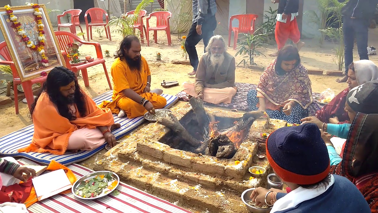 You are currently viewing दिग्विजय की जीत के लिए पांच किलो लाल मिर्च से हवन करेंगे स्वामी वैराग्यनंद बोले- अगर दिग्विजय सिंह नहीं जीते तो लूंगा समाधि