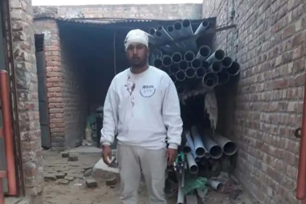 You are currently viewing जालंधर: शिवनगर में सेनेटरी की दुकान को लुटेरों ने बनाया निशाना, पीतल का सामान और नकदी लेकर फरार, एक काबू