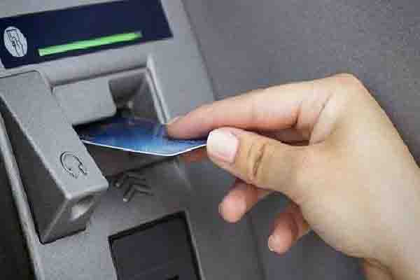 Read more about the article ध्यान दें! 31 जनवरी तक जरूर कर लें ये काम, वरना बंद हो जाएगा ATM कार्ड