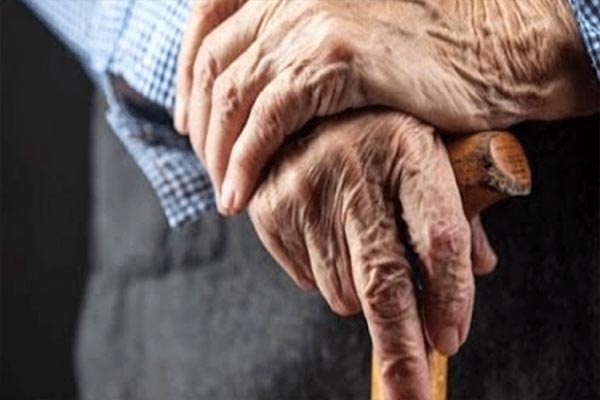 You are currently viewing  कोरोना के खौफ के बीच राहत भरी खबर: इटली में COVID-19 का 101 वर्षीय शख्स इलाज के बाद हुआ ठीक