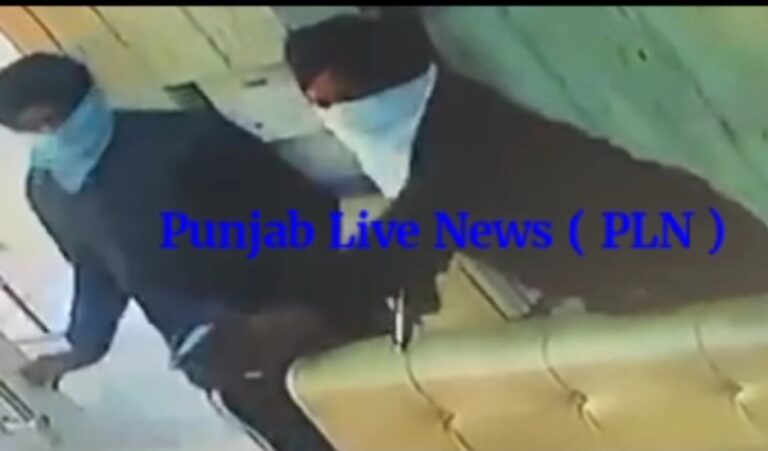 Read more about the article बेअदबी मामलें में आरोपी के पिता डेरा प्रेमी की गोलियां मार कर हत्या. घटना CCTV में कैद