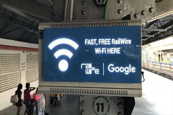 Read more about the article यात्रीगण कृप्या ध्यान दें: रेलवे स्टेशनों पर Wifi सुविधा के लिए करनी होगी जेब ढीली, Platform Ticket के लिए चुकानी होगी तीन गुना कीमत