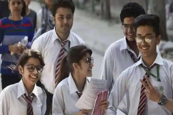 You are currently viewing विद्यार्थी ध्यान देंः 12वीं से पहले जारी किया जा सकता है CBSE 10वीं का Result, जानें कारण