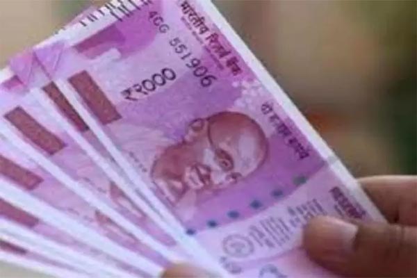 Read more about the article झटका: कोरोना महामारी खा गई आम आदमी की बचत