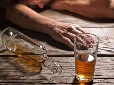 Read more about the article दिवाली पर कहर बनकर टूटी जहरीली शराब, 24 लोगों की मौत- कईयों ने आंख की रोशनी गंवाई