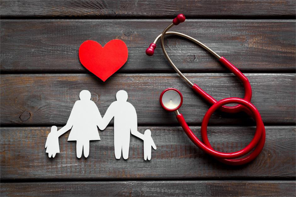 Read more about the article Health Insurance रिन्यू कराते समय इन बातों को रखें जरूर ध्यान, नहीं तो बाद में हो सकती है परेशानी