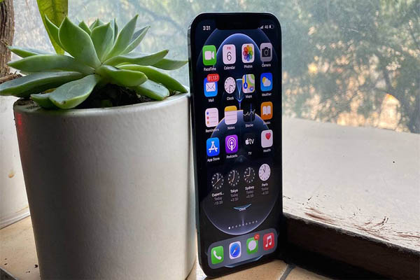 Read more about the article होली पर iPhone 12 की कीमत में भारी कटौती, जल्दी उठाएं डिस्काउंट का लाभ