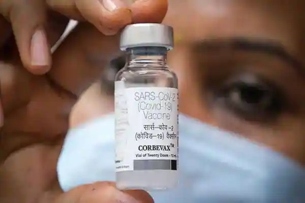 Read more about the article GOOD NEWS: कोर्बेवैक्स वैक्सीन की कीमत में हुई भारी कटौती, 850 रुपए का टीका अब इतने में मिलेगा