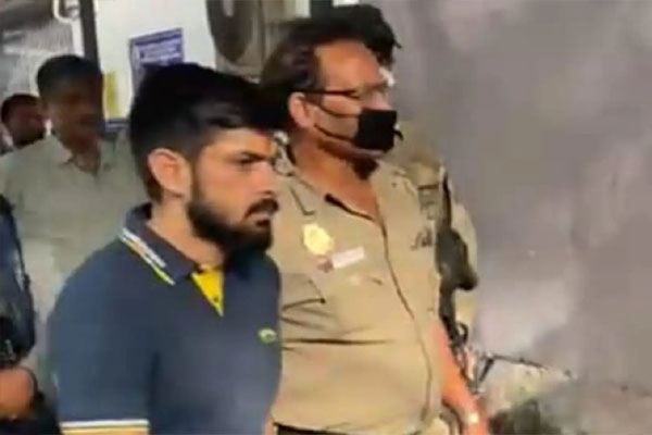 Read more about the article बड़ी खबर: दिल्ली कोर्ट ने पंजाब पुलिस को दी गैंगस्टर लॉरेंस बिश्नोई को गिरफ्तार करने की इजाजत