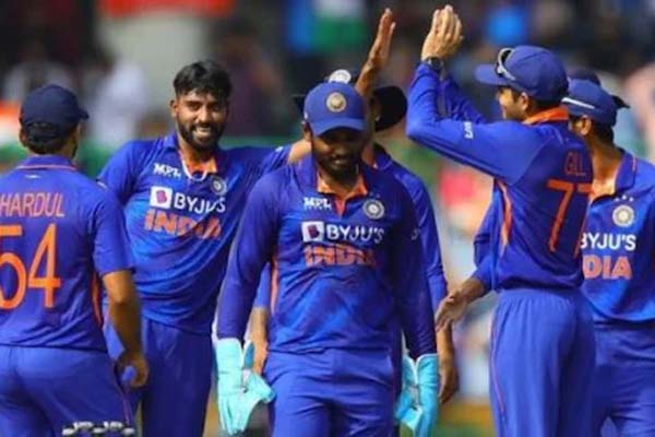 Read more about the article T20 World Cup से पहले टीम इंडिया के लिए खुशखबरी, ब्रिस्बेन में टीम से जुड़ा ये धाकड़ गेंदबाज