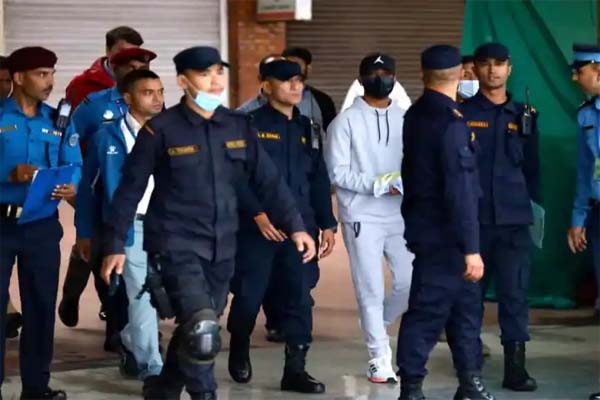 Read more about the article नेपाल एयरपोर्ट से इंटरनेशनल क्रिकेटर गिरफ्तार, नाबालिग से रेप का है आरोप