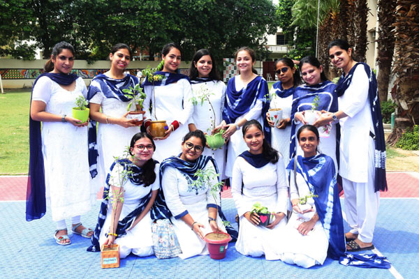 Read more about the article Innocent Hearts कॉलेज ऑफ एजुकेशन में मनाया गया राष्ट्रीय एकता दिवस