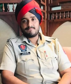 You are currently viewing सस्पेंड होने से डिप्रेशन में था पंजाब पुलिस का जवान ,संदिग्ध परिस्थितियों में मिली लाश