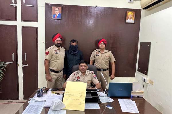 You are currently viewing थाना रामा मंडी की पुलिस ने हेरोइन समेत शख्स को किया गिरफ्तार