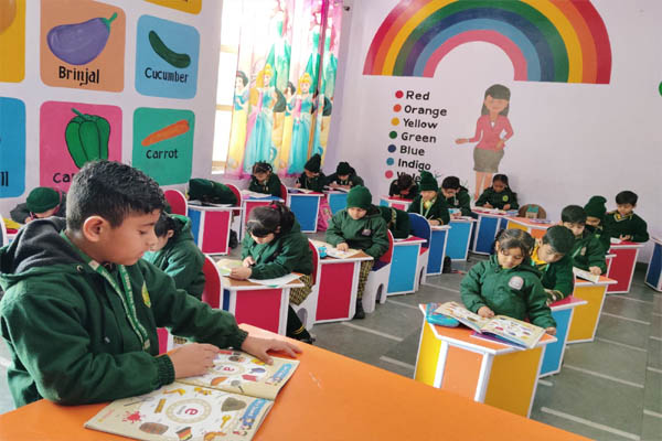 Read more about the article Swami Mohan Dass Model School में युवा शिक्षार्थियों के लिए सुनने और बोलने की गतिविधि का आयोजन
