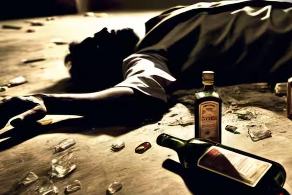 Read more about the article पंजाब में लगातार बढ़ती जा रही है जहरीली शराब से मौतों की गिनती, अब तक 8 लोगों ने गंवाई जान; 12 की हालत गंभीर