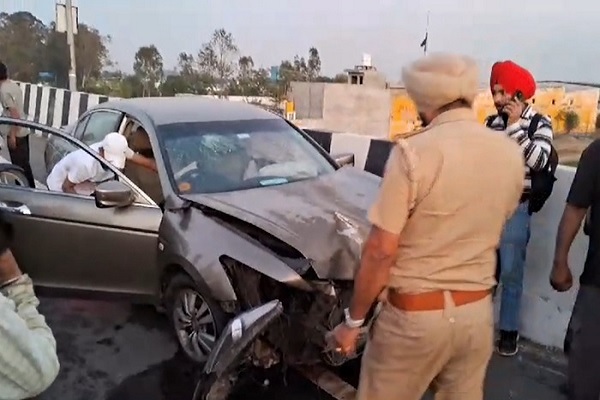 Read more about the article दर्दनाक: पंजाब में शराबी कार चालक ने 2 महिलाओं समेत मासूम को रौंदा, सभी की मौके पर मौत