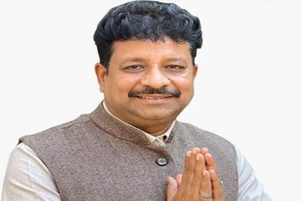You are currently viewing MLA रमन अरोड़ा ने कोचिंग संस्थानों में सुरक्षा इंतजामों की जांच के दिए निर्देश, अनदेखी करने वाले संचालक के खिलाफ होगी कार्रवाई