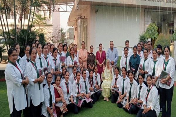 Read more about the article Swami Mohan Dass Model School में उत्साह के साथ मनाया दीपावली का त्योहार