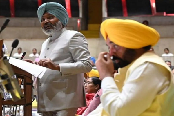 You are currently viewing Punjab Budget 2025: महिलाओं को फिर निराशा, 1000 रुपए मासिक भत्ता का वादा अधूरा; बजट में कोई नया टैक्स नहीं; पढ़ें खास बातें