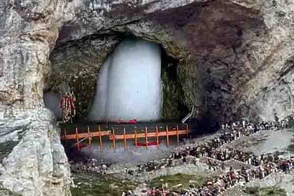 Read more about the article शिव भक्तों के लिए बड़ी खुशखबरी: 3 जुलाई से होंगे बाबा बर्फानी के दर्शन, इस दिन से शुरू होंगे ऑनलाइन और ऑफलाइन रजिस्ट्रेशन