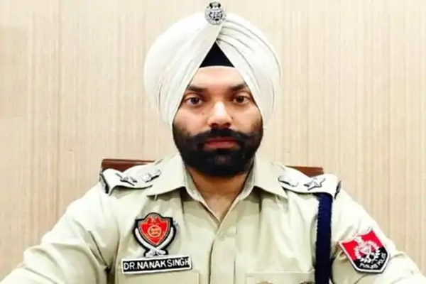 Read more about the article पंजाब में पुलिस स्टेशन में धमाके से दहला इलाका, थाने की खिड़कियां टूटी; DIG और SSP खुद मौके पर पहुंचे