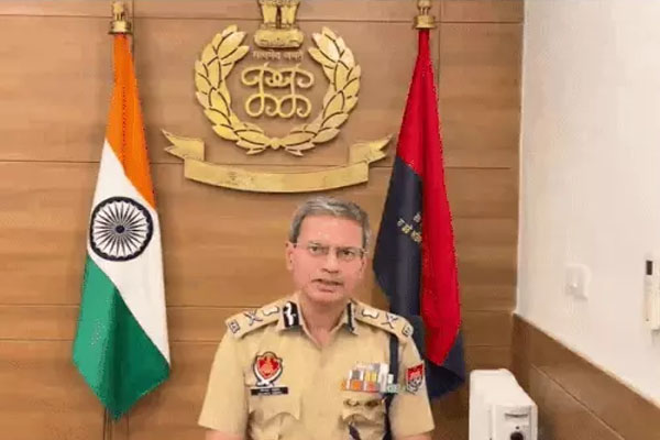 Read more about the article पंजाब पुलिस की बड़ी कार्रवाई: करोड़ों रुपए की हेरोइन जब्त, ISI से जुड़ा है सिंडिकेट
