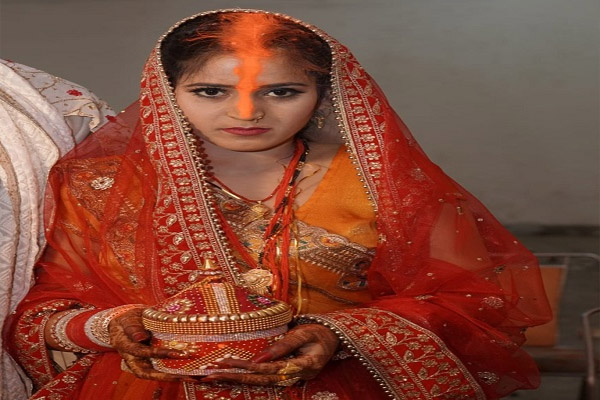 You are currently viewing नवविवाहिता ने अपनी जीवन लीला की समाप्त, महीना पहले ही हुआ था विवाह; पति पर लगे गंभीर आरोप