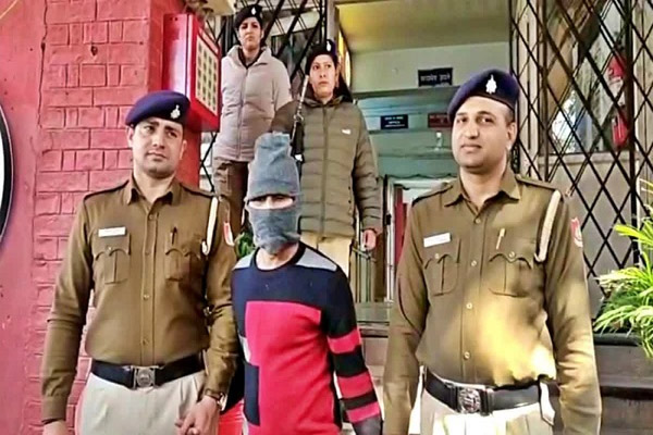 You are currently viewing चंडीगढ़ में बच्ची के साथ दुष्कर्म और हत्या का मामला, कोर्ट ने आरोपी को सुनाई फांसी की सजा