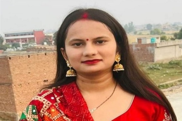 Read more about the article पंजाब में नवविवाहिता ने मालदीव में की आत्महत्या, 6 महीने पहले गई थी विदेश; पति पर लगे गंभीर आरोप