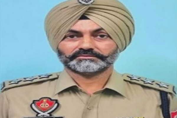 Read more about the article पंजाब सरकार का बड़ा एक्शन, DSP को किया सस्पेंड, नशा तस्करों से संबंधों का शक!