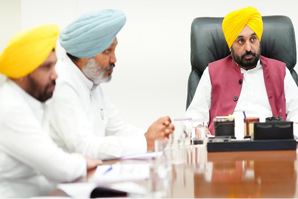 You are currently viewing पंजाब कैबिनेट की आज फिर बैठक, अब इन्हें बड़ी राहत दे सकती है सरकार