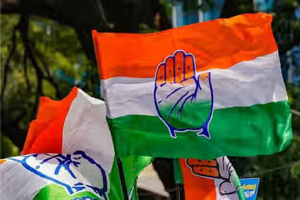 Read more about the article जालंधर कांग्रेस का बड़ा एक्शन: आपराधिक केस दर्ज होते ही इस नेता पर गिरी गाज; 6 साल के लिए पार्टी से निष्कासित