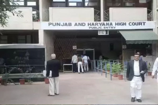 You are currently viewing पंजाब-हरियाणा हाईकोर्ट में चपरासी के 75 पदों पर भर्ती, 53,500 रुपए तक मिलेगी सैलरी; जानें कैसे करें आवेदन?