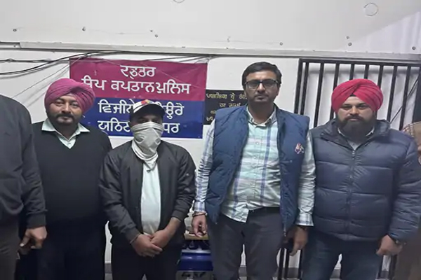 Read more about the article जालंधर में मकान का कब्जा दिलाने के नाम पर 1 लाख की डिमांड, कानूनगो का भाई 20 हजार की रिश्वत लेते गिरफ्तार