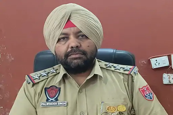 Read more about the article जालंधर पुलिस के हत्थे चढ़ा डिब्बीपुरा का ‘राहुल’, नशे की खेप बरामद; पूछताछ में खुलेंगे कई बड़े राज