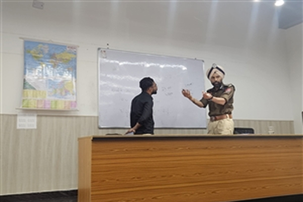 Read more about the article सरकारी नौकरी की तैयारी कर रहे युवाओं के लिए बड़ी खुशखबरी, मान सरकार ने शुरू की फ्री कोचिंग