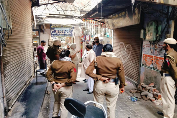 Read more about the article पंजाब: रात को जिद करके खाए मोमोज और चांप, सुबह बिस्तर पर नीली पड़ी मिलीं मासूम भाई-बहन की लाशें