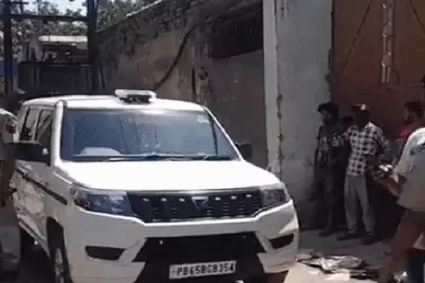 Read more about the article जालंधर में नगर निगम के टिप्पर ने एक्टिवा सवार बुजुर्ग को कुचला, मौके पर दर्दनाक मौत; आरोपी चालक मौके से फरार