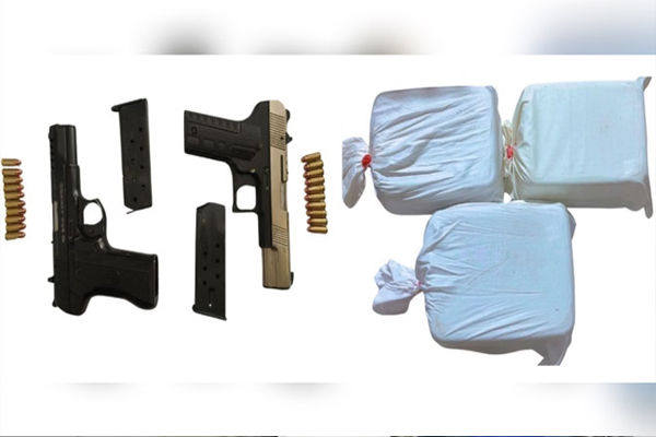 Read more about the article पंजाब में विदेशी गैंगस्टरों के बड़े नेटवर्क का भंडाफोड़, करीब 10 किलो हेरोइन और हथियारों के जखीरे के साथ 4 गुर्गे गिरफ्तार