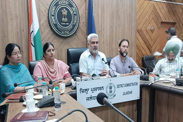 Read more about the article पंजाब के किसानों के लिए सबसे बड़ी खुशखबरी, फसल बेचते ही 24 घंटे में खाते में आएंगे पैसे; मंडियों में भी सभी सुविधाएं मिलेंगी