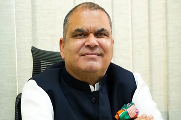 Read more about the article बिजली कट से हाहाकार, पावर हाउस में घुसी गुस्साई भीड़, गेट तोड़कर खुद चालू की सप्लाई; AAP मंत्री ने दी सफाई