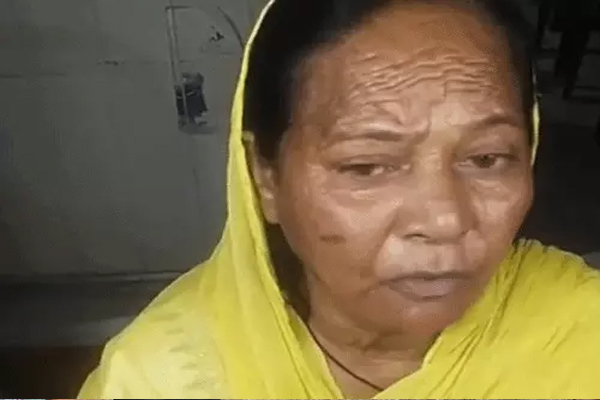 You are currently viewing ‘जट्टू मेरा फोन दे जा…’ नाम लेते ही बुजुर्ग महिला के चेहरे पर जड़ा मुक्का, जालंधर में बेखौफ लुटेरे की करतूत जानकर रह जाएंगे हैरान