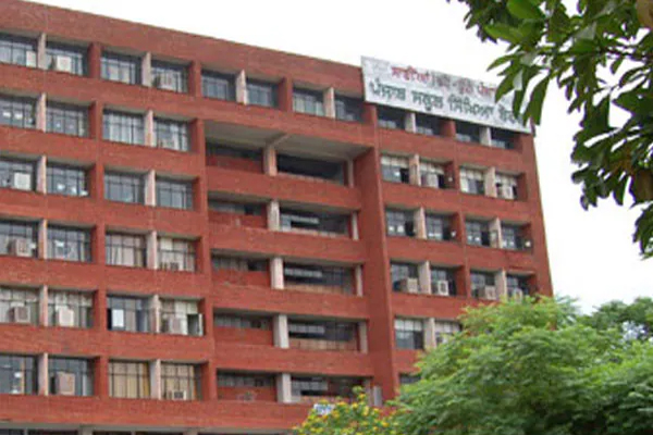 Read more about the article PSEB 10वीं के नतीजे घोषित, लड़कियों ने फिर मारी बाजी; फरीदकोट की हरलीन ने किया टॉप- यहां चेक करें अपना रिजल्ट