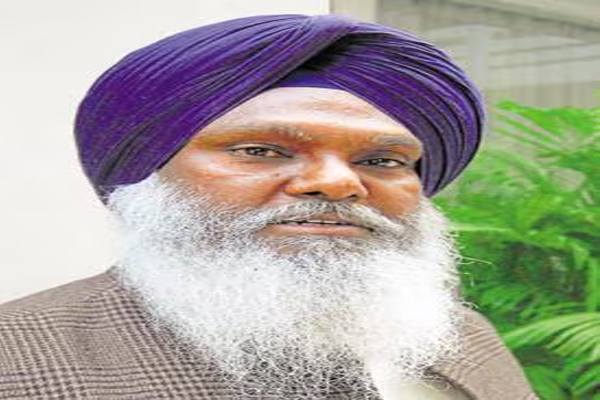 Read more about the article पंजाब की सियासत में बड़ा उलटफेर, पूर्व अकाली MLA ने थामा ‘वारिस पंजाब दे’ का दामन; अयाली ने सुखबीर बादल को सुनाई खरी-खरी