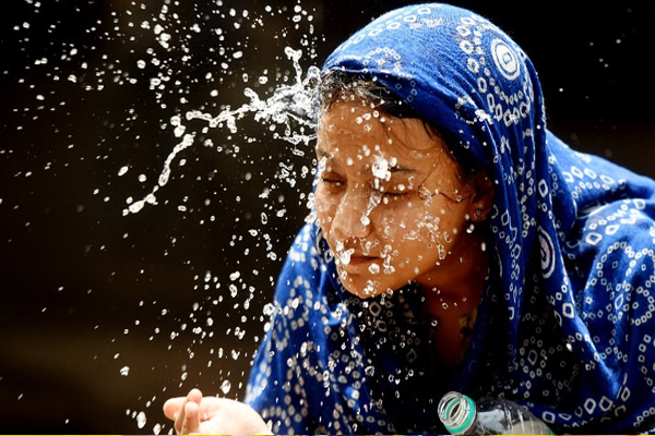 Read more about the article पंजाब आंधी-बारिश का येलो अलर्ट, धूल के गुबार के बाद लुढ़का पारा; जानें मौसम विभाग की नई भविष्यवाणी