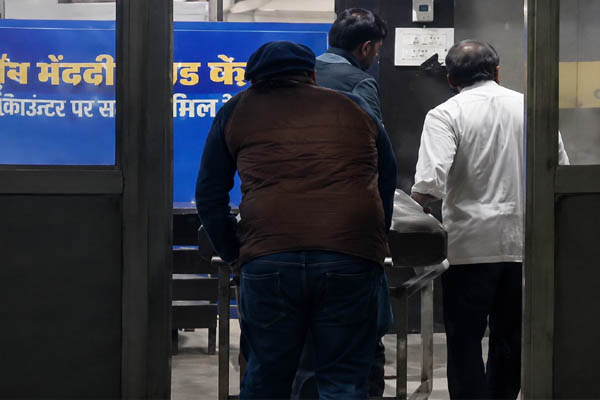 Read more about the article पंजाब में एक ही परिवार के 4 सदस्यों ने जहर खाकर की खुदकुशी की कोशिश, पिता-बेटी की मौत; मां-बेटा गंभीर- इस कारण उठाया खौफनाक कदम