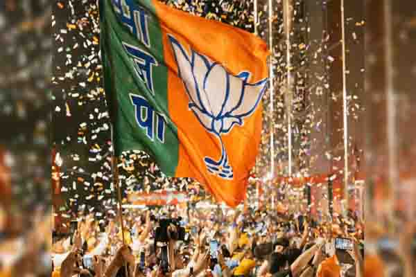 Read more about the article पंजाब BJP का बड़ा दांव: सभी जिलों में प्रभारी और सह-प्रभारी नियुक्त, जानें जालंधर में किन 3 नेताओं को मिली अहम जिम्मेदारी